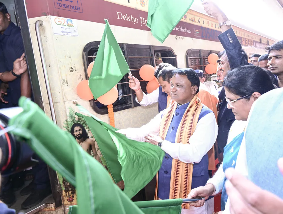  Odisha CM flags off special pilgrimage train for senior citizens