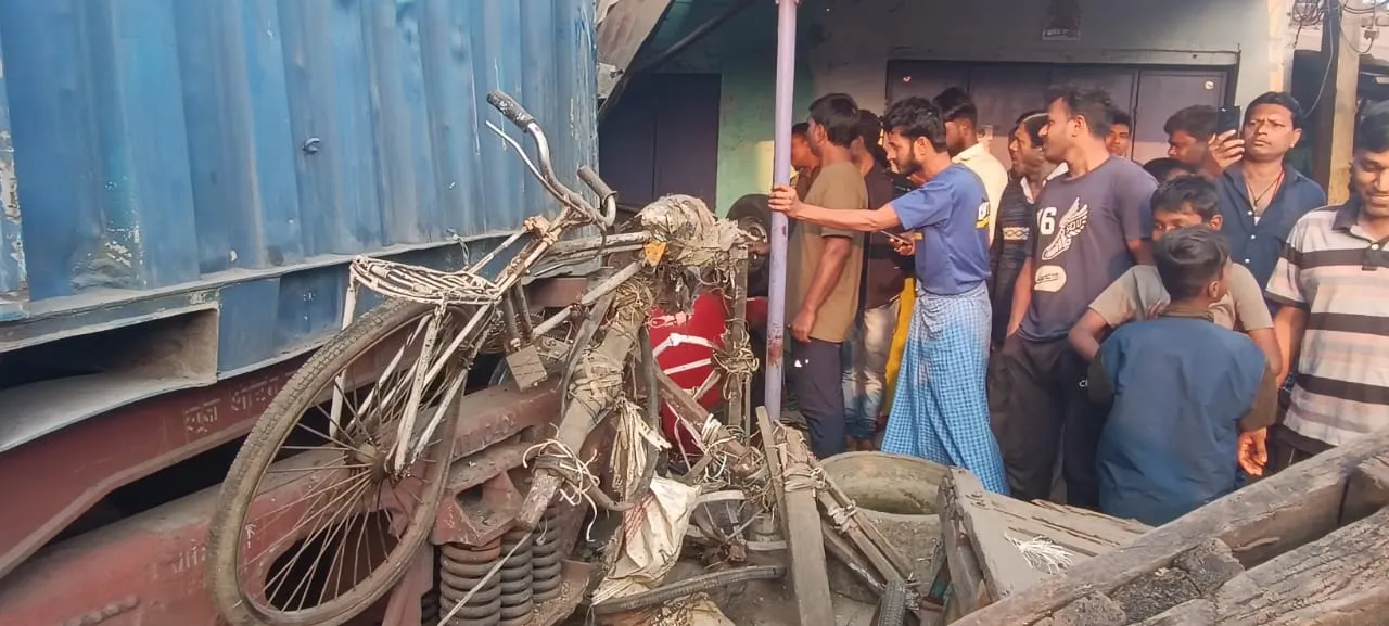  Freight train crashes into houses in Odisha's Rourkela slum