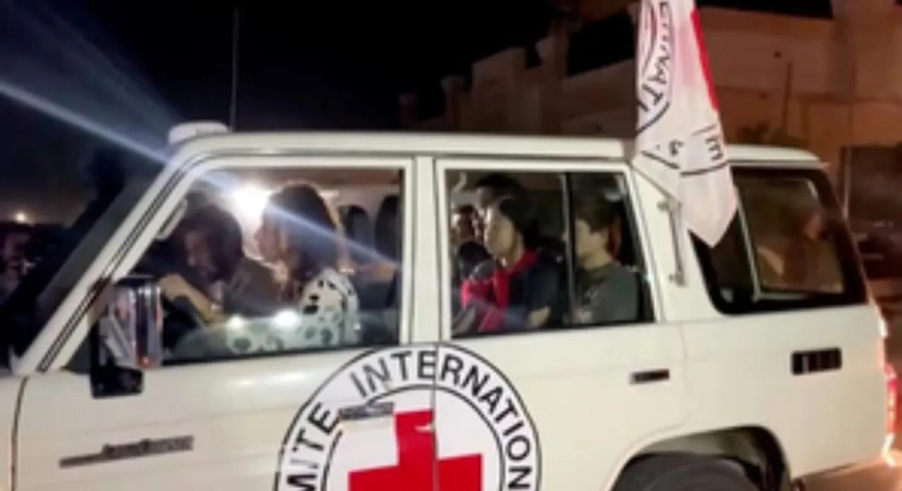  Palestinian militants hand over bodies of four Israeli hostages to Red Cross