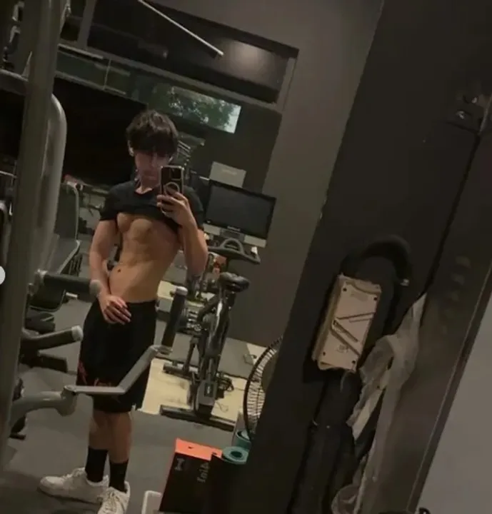  Sonu Nigam’s son debuts on Instagram showcasing physical transformation