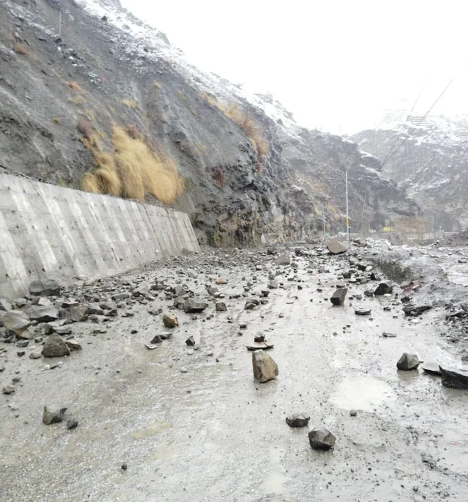  Chamoli avalanche: Death toll climbs to 7; rescue ops for one remaining worker underway