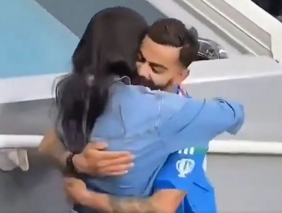  Video: Virat Kohli hugs wife Anushka Sharma after India's Champions Trophy win in Dubai