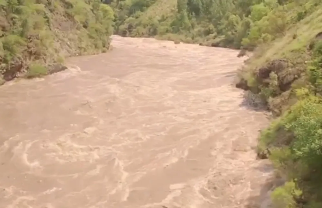  Flood alert issued in PoK's Muzaffarabad as locals allege sudden release of water into Jhelum