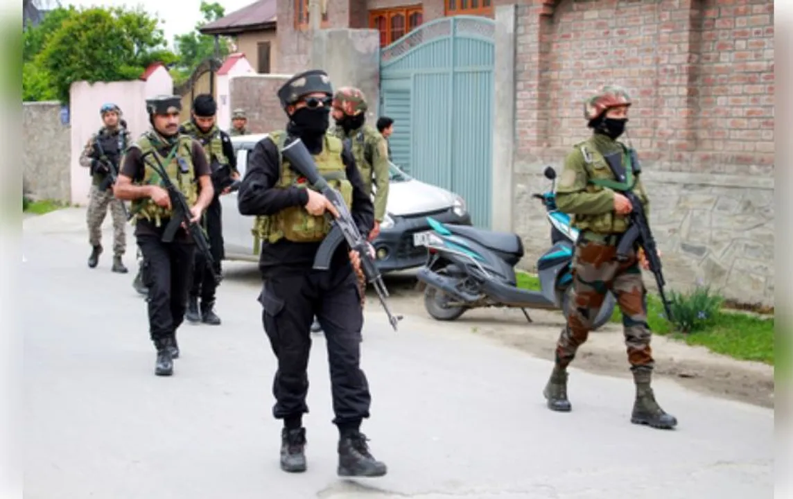  Security forces maintain high vigil as calm prevails on LoC, international border