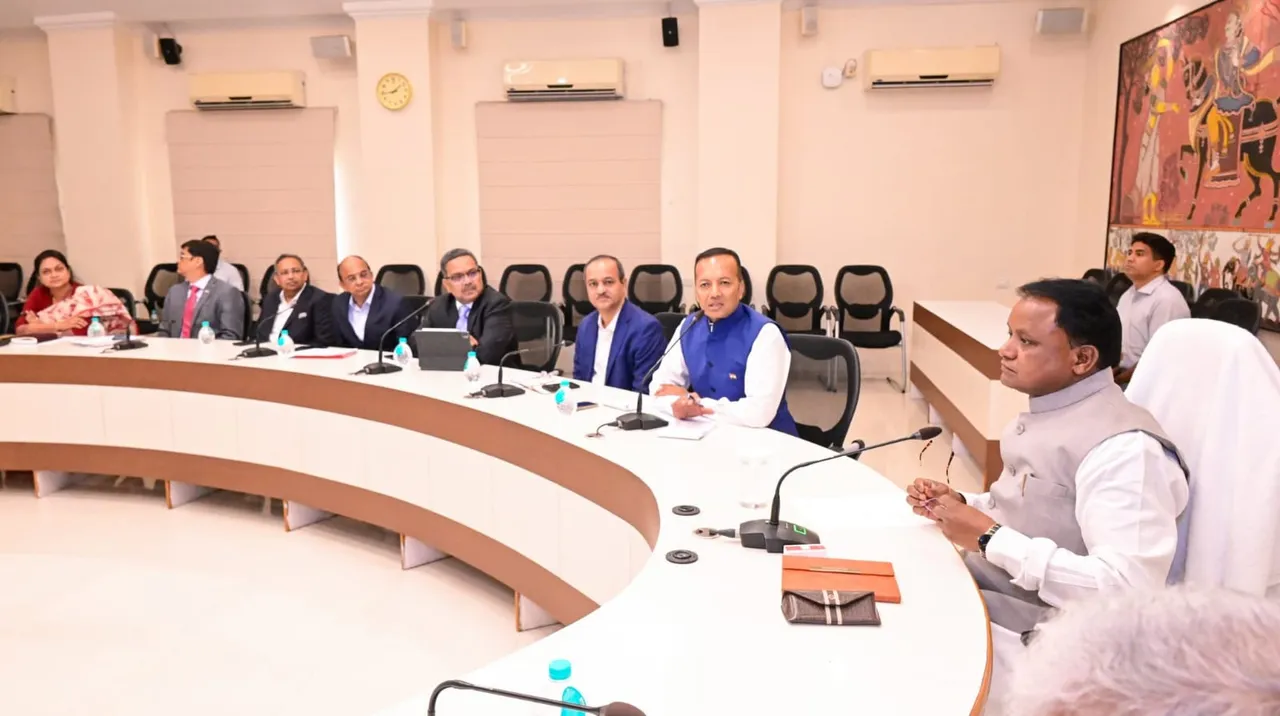  CM assures all support to key players in steel sector in Odisha