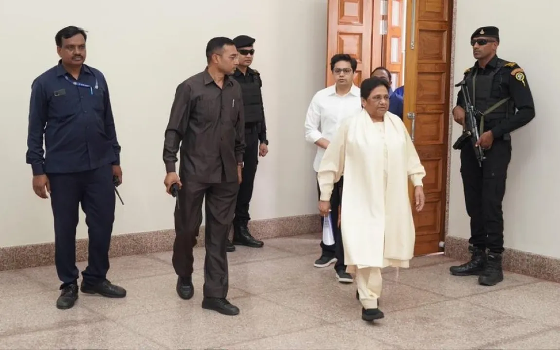  Mayawati appoints nephew Akash Anand as BSP’s chief national coordinator
