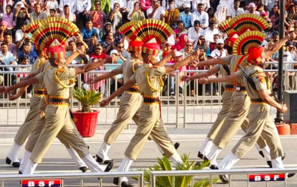  Low-key Beating Retreat ceremony at 3 India-Pakistan border points in Punjab resumes today