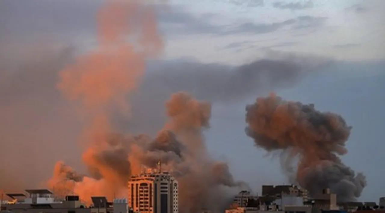  Yemen's Houthis take responsibility for two missile attacks on Israel's airport