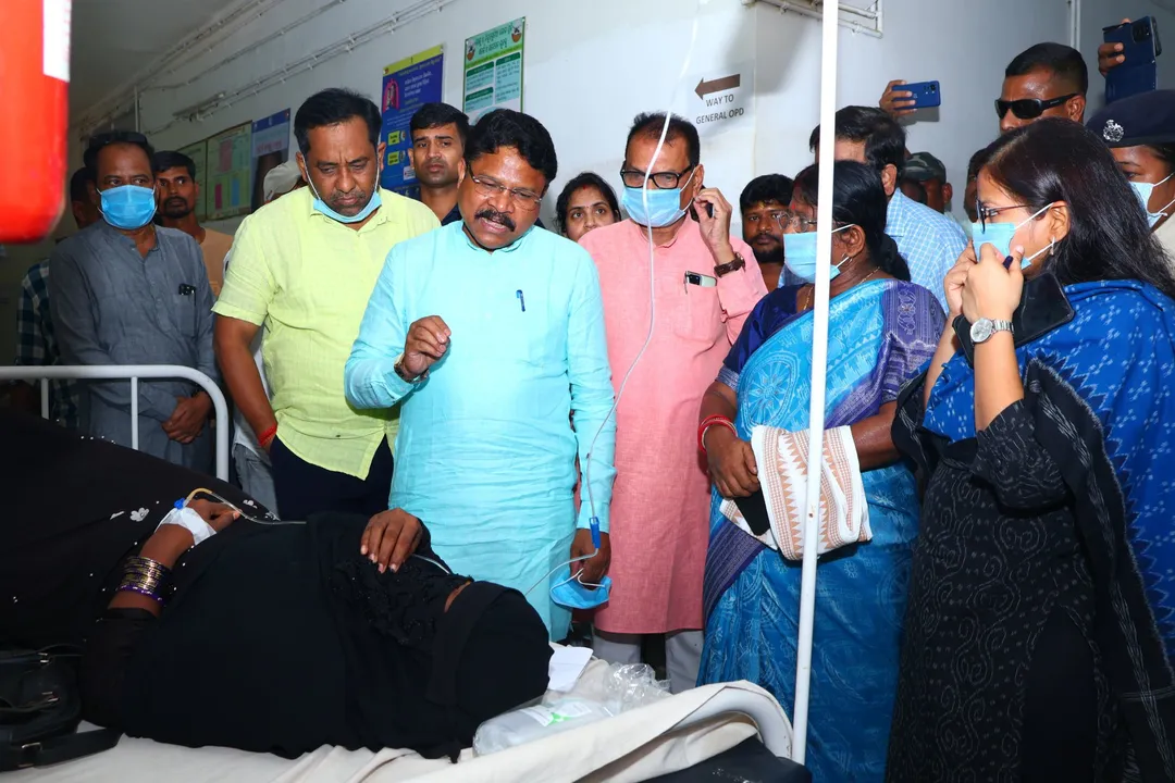  Odisha Health Minister reviews diarrhoea outbreak situation in Jajpur, meets patients