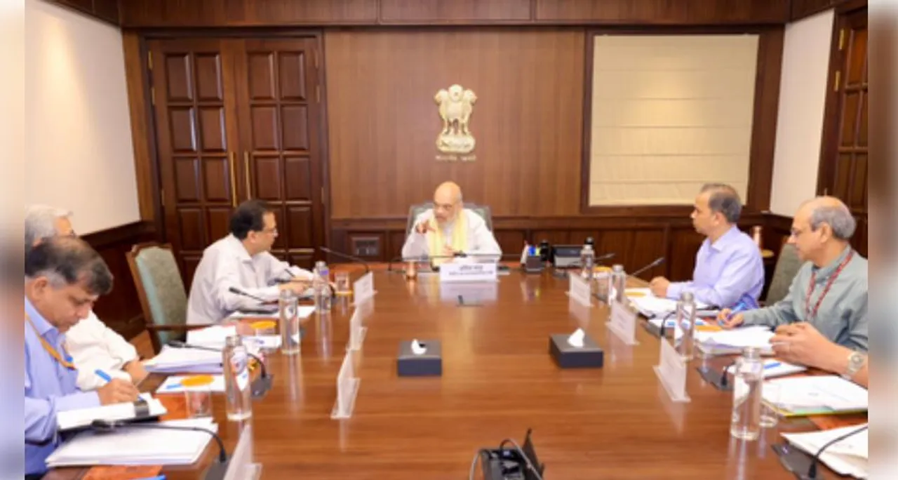  Centre notifies population census in Gazette of India