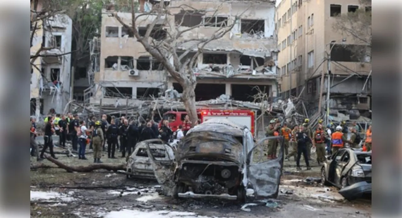  Iran missile strikes kill eight in Israel as conflict enters day four