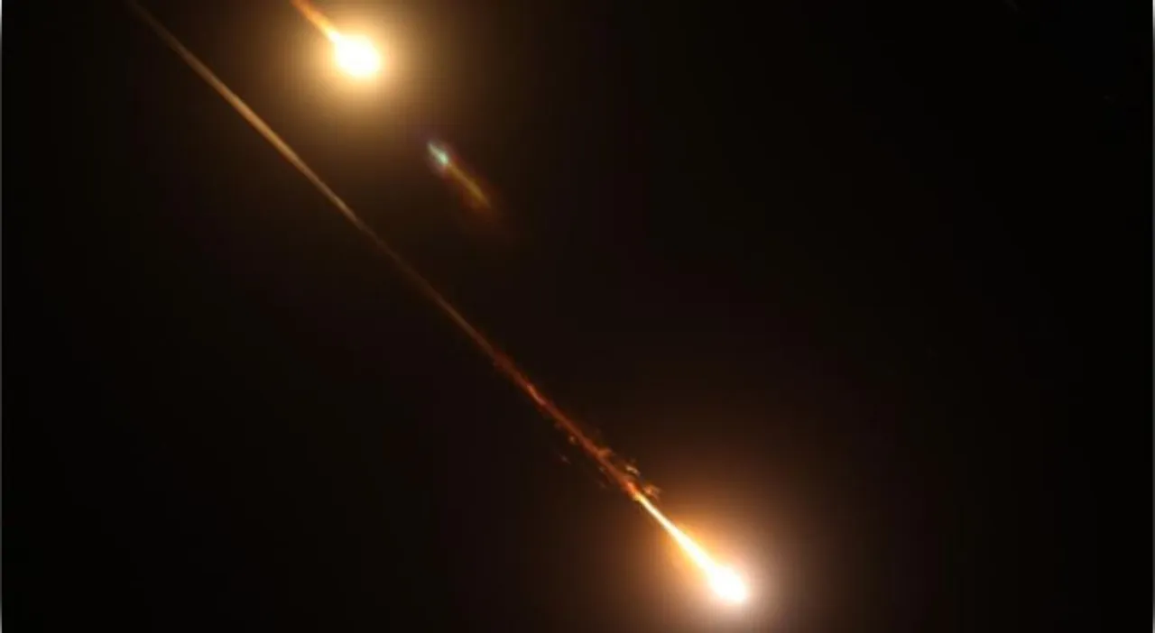  Iran targets Israeli intelligence sites in Tel Aviv with missile strikes