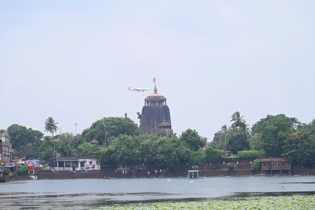  INTACH voices concerns on low level flights over Lingaraj Temple in Bhubaneswar