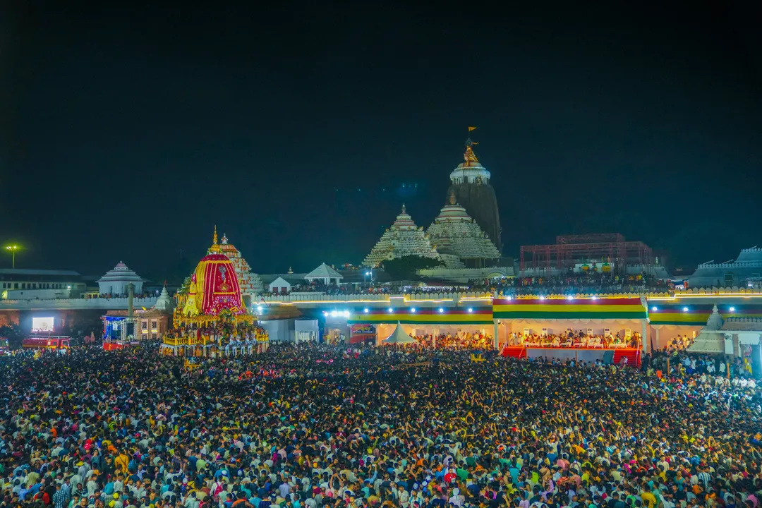  Puri Ratha Jatra 2025: Chariots of Lord Jagannath, siblings halt midway