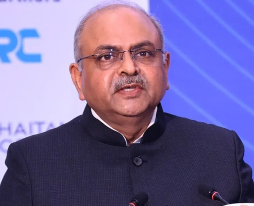  Govt extends CBDT chairman Ravi Agrawal’s tenure by a year