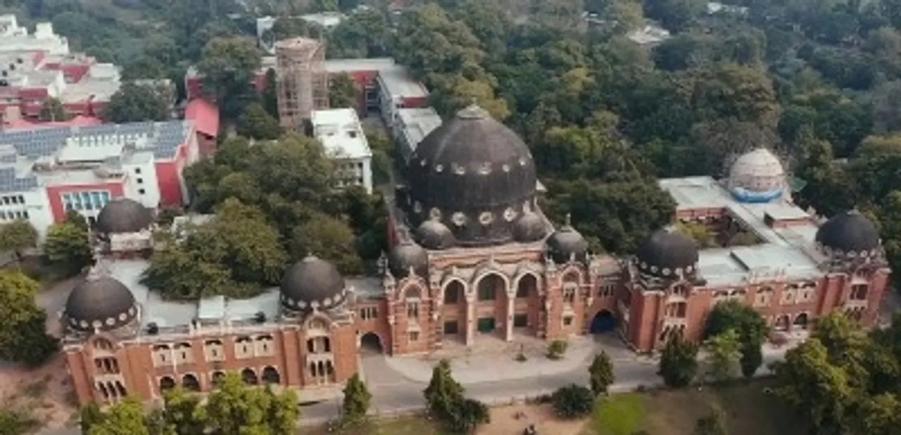  Over 100 students fall ill after food poisoning in Gujarat's MS University hostel