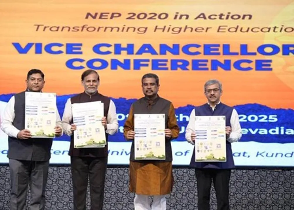  Union Education Minister asks VCs of central universities to catalyse research
