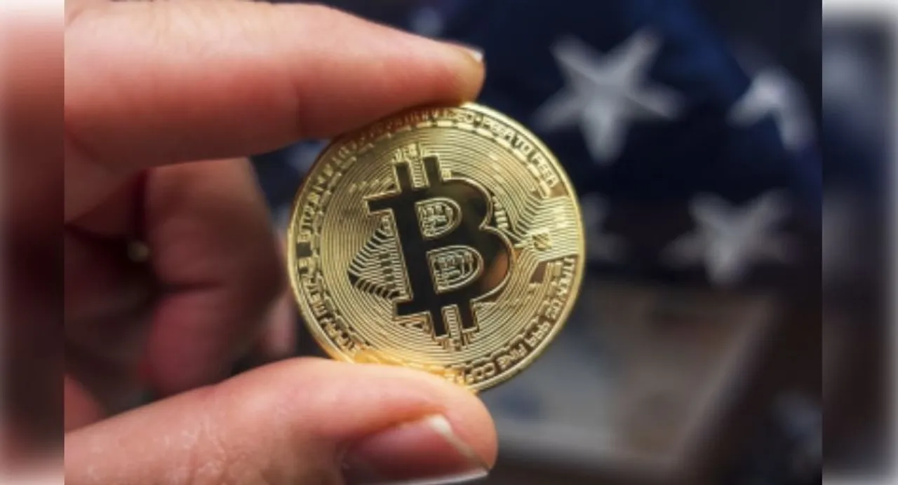 Bitcoin surges past $121,000 mark for the first time