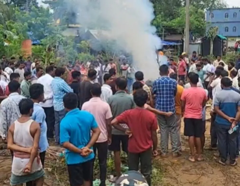  Odisha: FM College student's last rites held in native village