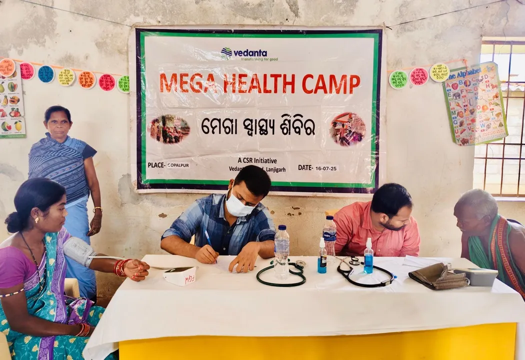  Vedanta Aluminium organises mega multi-speciality health camp in Kalahandi