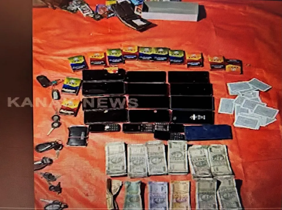  Odisha Police bust gambling den in Ganjam, 19 arrested
