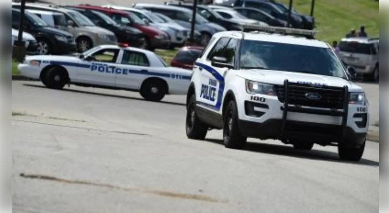  Four dead in mass shooting at Montana bar in US