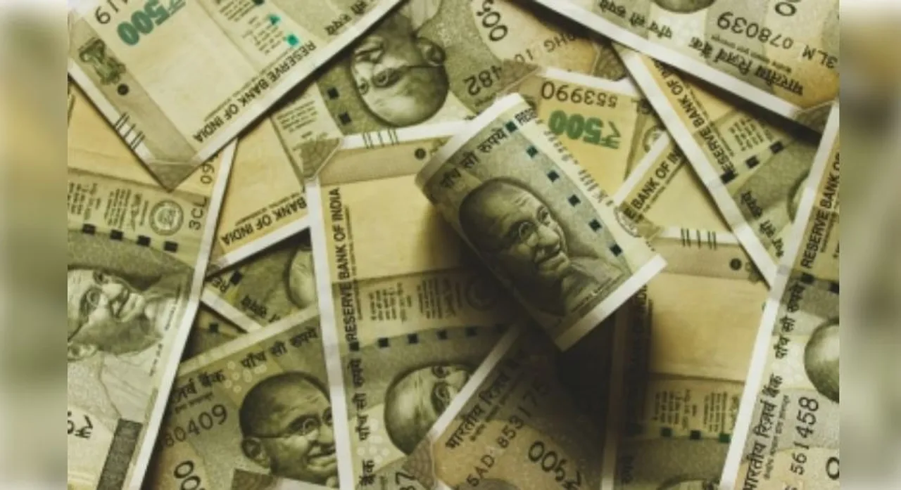  ‘Untrue’: Govt denies RBI directed banks to stop Rs 500 note disbursal from ATMs by September