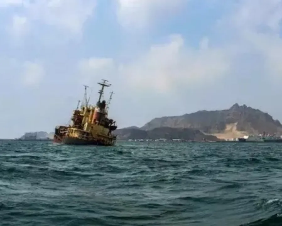  Migrant boat capsizing off Yemen leaves 68 dead, 74 still missing