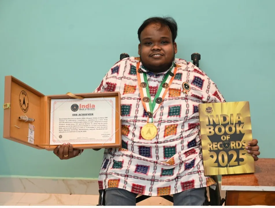  Bargarh’s differently-abled youth enters India Book of Records