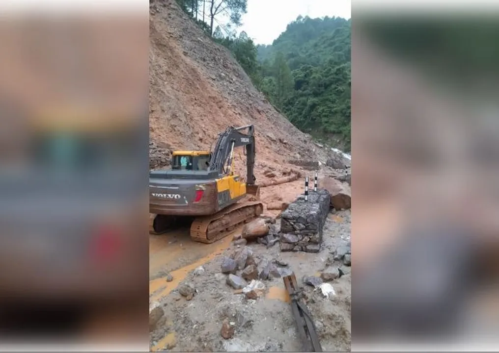  Kedarnath Yatra halted, schools shut as torrential rain wreaks havoc in Uttarakhand