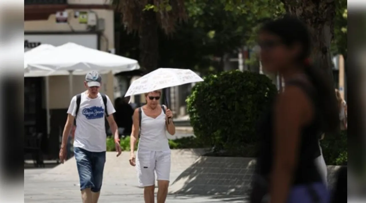  July 2025 was world's third-warmest, despite slight dip in temperatures