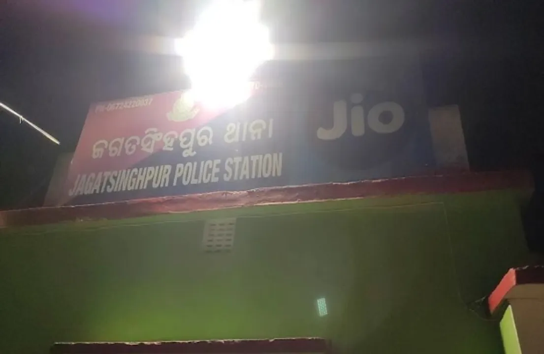  Odisha cop suspended for torturing minor wife; accused still at large