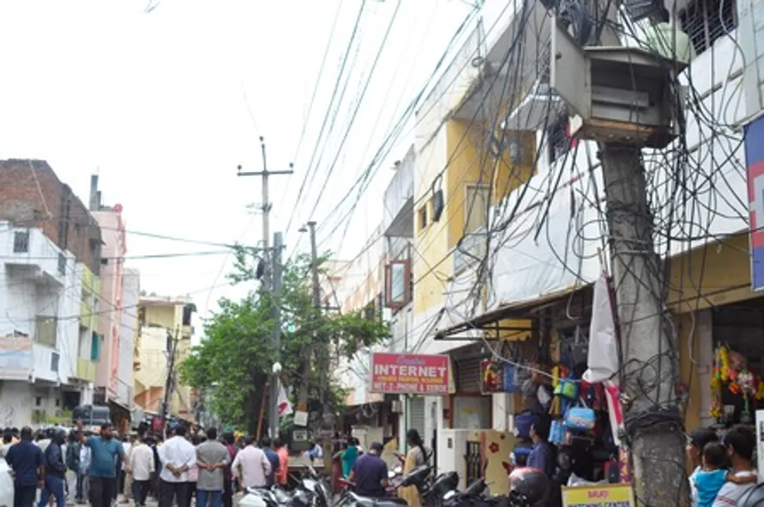  Three electrocuted to death while carrying Ganesh idols in Hyderabad