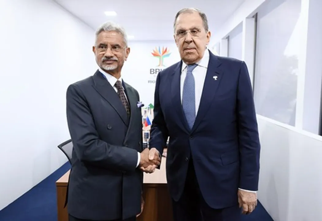  India, Russia to hold talks tomorrow in Moscow