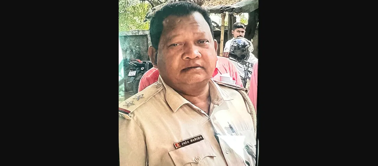  Odisha Vigilance arrests Police Sub-Inspector in Bargarh for taking bribe from scrap dealer