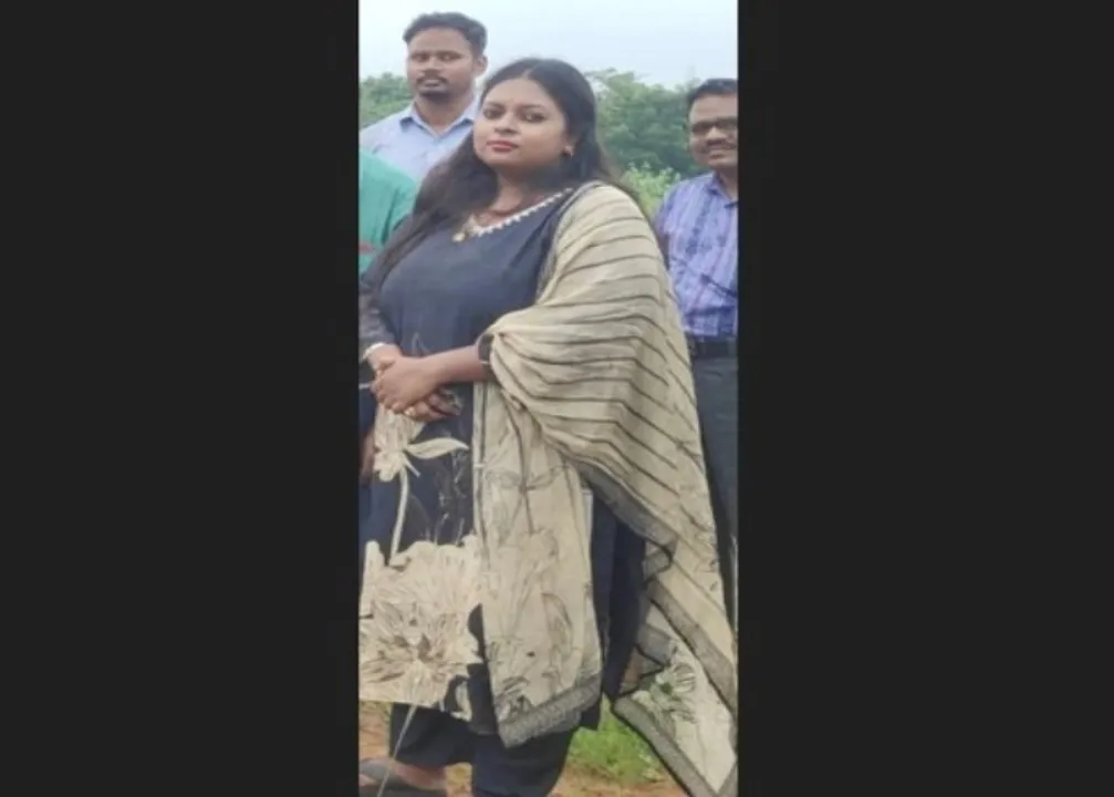  Odisha: Suspended Tahasildar Madhusmita Singh arrested in corruption case