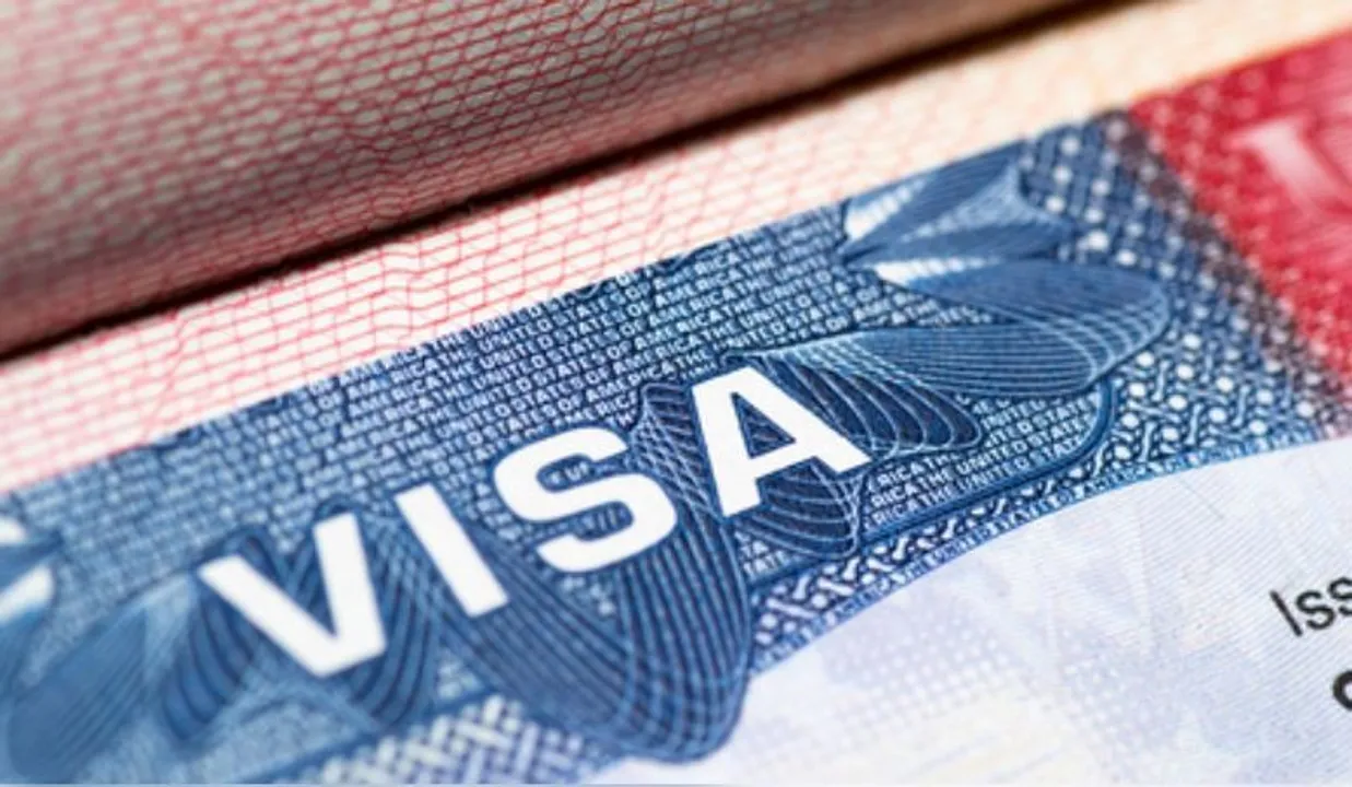  Indian Embassy in US issues emergency helpline amid H-1B visa fee