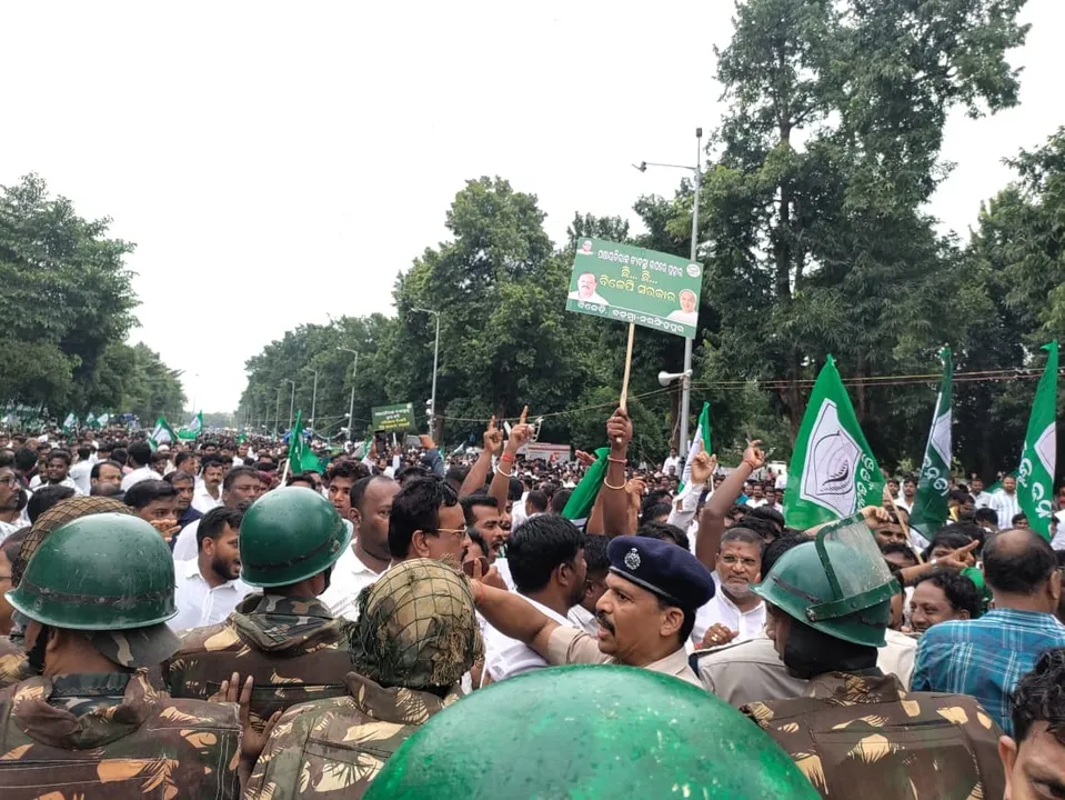  BJD stages massive protest against curtailment of Panchayati Raj powers in Odisha