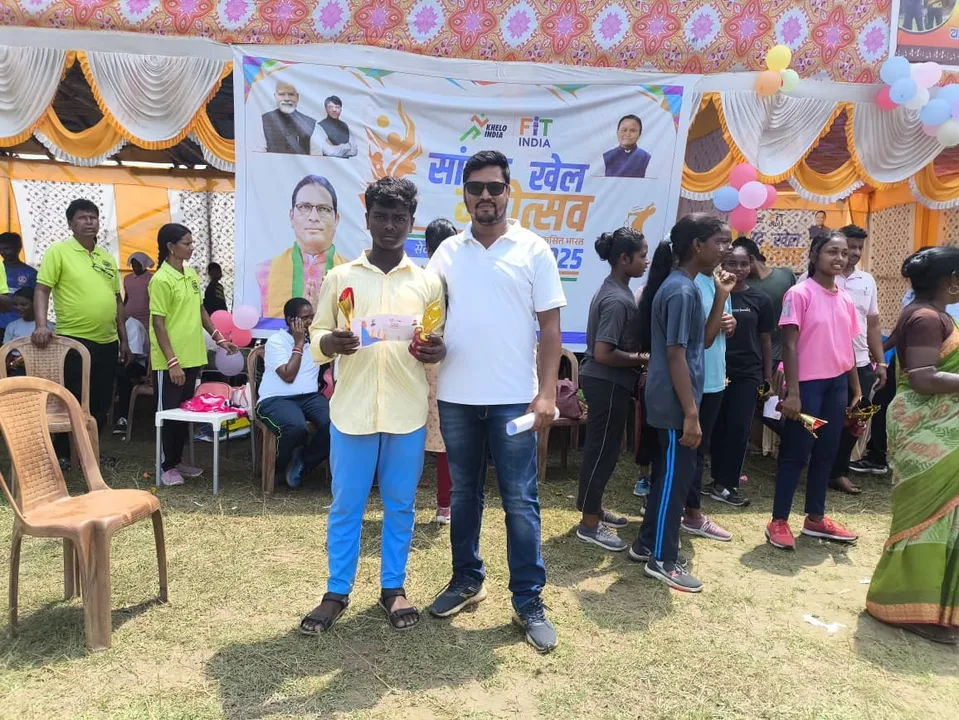  Odisha Adarsha Vidyalaya student excels in District Archery Competition