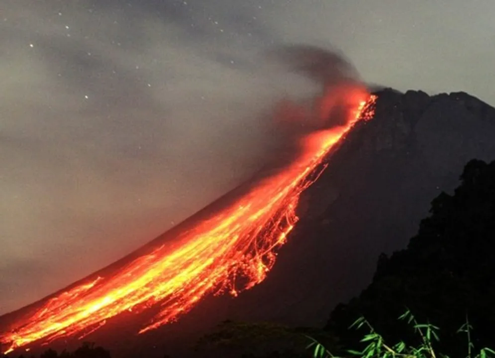 Fresh eruption reported at Indonesia’s Mount Lewotobi Laki-Laki