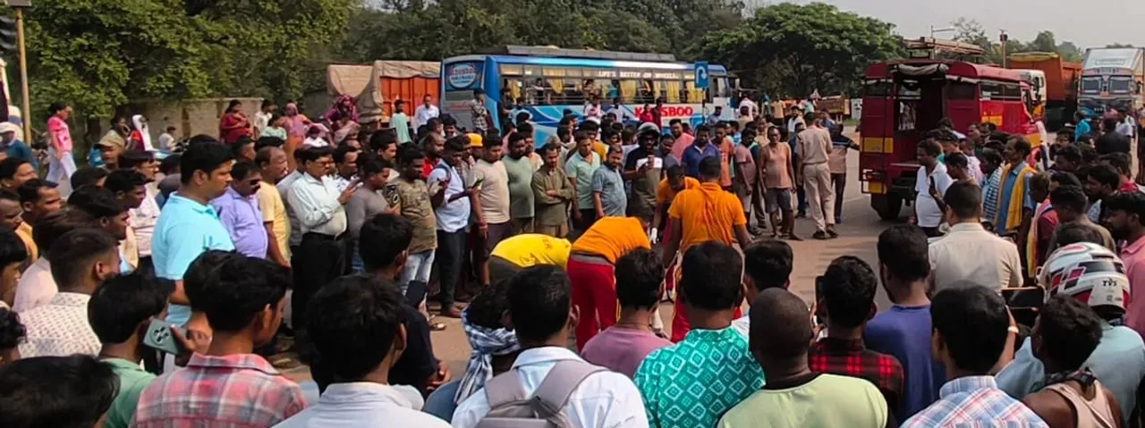  Odisha: Woman dies, son critical as speeding truck runs over them in Sundargarh