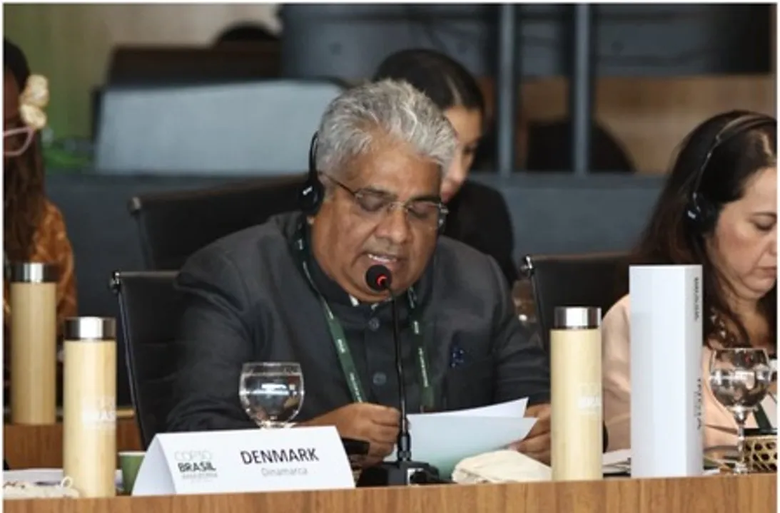  Union Environment Minister seeks collective action on climate change