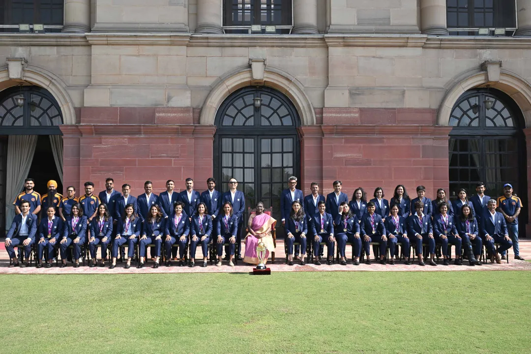  Indian Women’s Cricket Team Honoured by President Droupadi Murmu at Rashtrapati Bhavan Photograph: (President of India/X) 