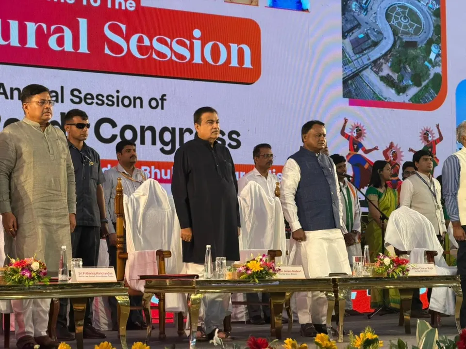  Road Transport & Highways Minister Nitin Gadkari at the inaugural session of the Indian Roads Congress in Bhubaneswar 