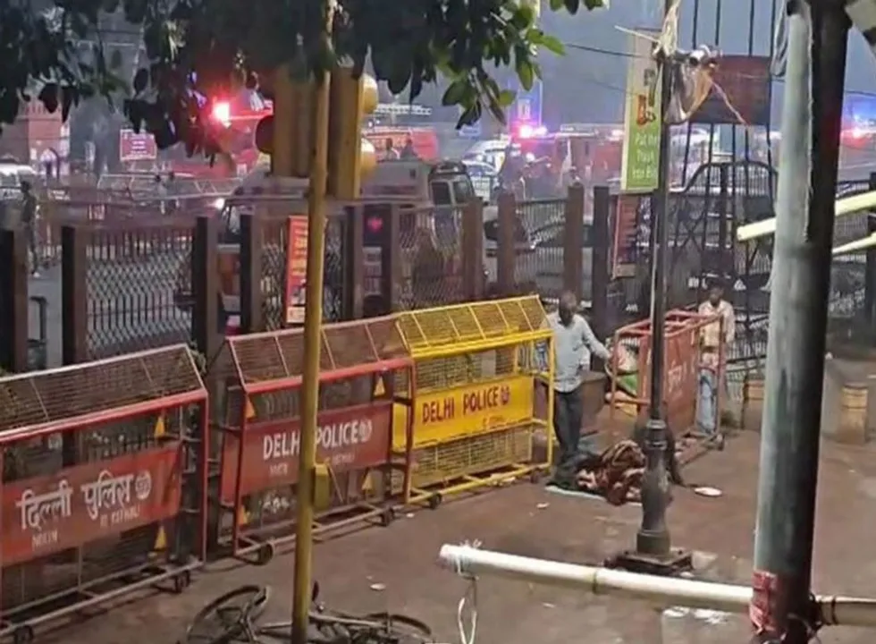  Police personnel at the blast site in Red Fort area in Delhi 