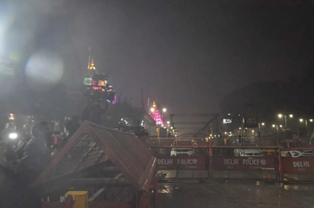  PM Modi condoles Delhi blast victims, reviews situation with Union Minister Amit Shah as probe intensifies