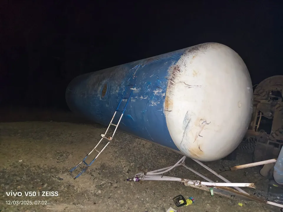  The LPG tanker that met with the mishap in Kalahandi.  