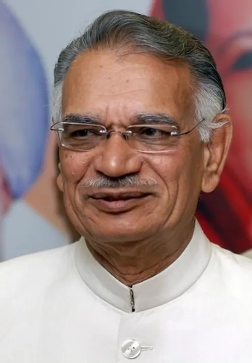  'Deeply saddening, an irreparable loss to party': Cong leaders express grief over Shivraj Patil's demise