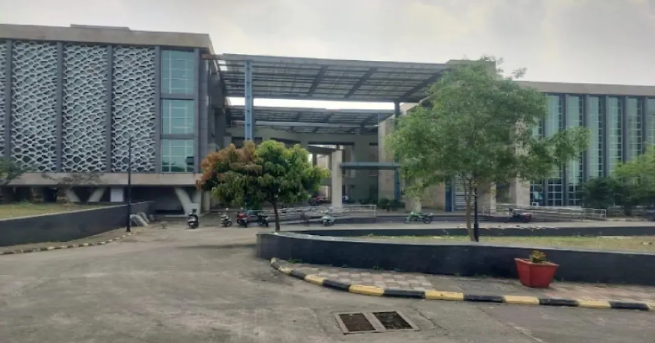 Pabitra Mohan Pradhan hospital