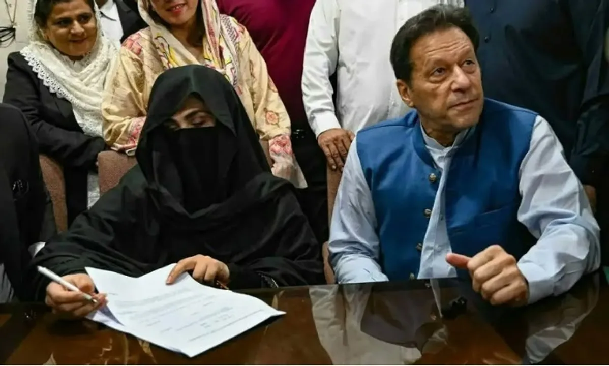  Former Pakistan PM Imran Khan gets 17-year jail term in Toshakhana-2 case as Pakistan court convicts him and wife Bushra Bibi 